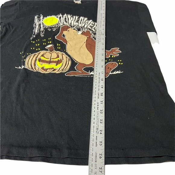 Vintage TAZMANIAN DEVIL HALLOWEEN T-SHIRT M HOWL MOON JACK O LANTERN Looney - Picture 3 of 5
